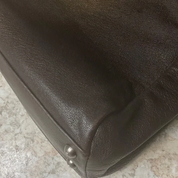 Fendi Peekaboo bag, brown leather, zucca print inside , no shoulder strap. - Picture 14 of 16